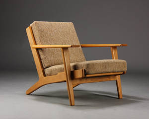Hans J. Wegner. Lænestol, model GE-290