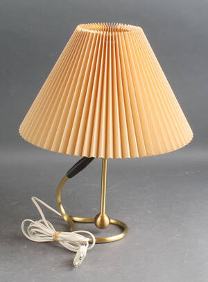 Kaare Klint. Kiplampe model 306