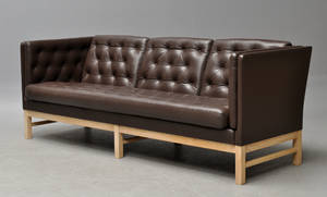 Erik Ole Jørgensen. Fritstående sofa, model EJ-315