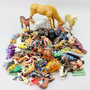 Plastleksaker