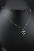 Hjertevedhæng af 14 kt. hvidguld med diamanter 2