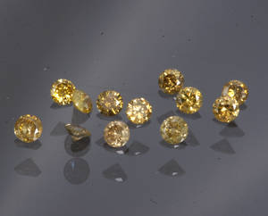 Parti uindfattede diamanter, ca. 1.04 ct 12