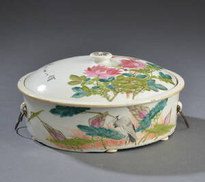 Kinesisk lågskål af porcelæn, 1900-tallet