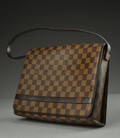 Louis vuitton skuldertaske udført i Damier canvas