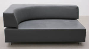Soffa med svängd rygg