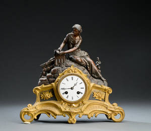 Kaminur af forgyldt og patineret zink., ca. 1900