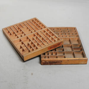 KAST, 2 st, ca 50x70 cm