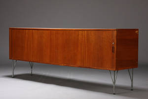 Lav skænk, teaktræ, dansk møbelproducent