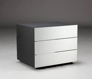 Bang  Olufsen. Stereomøbel, aluminium