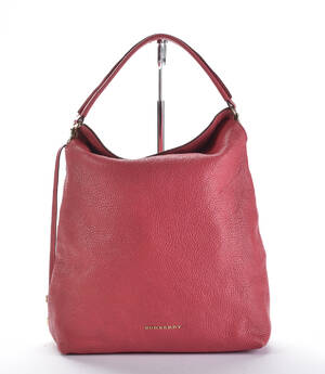 Burberry, skuldertaske udført af læder Denne vare er sat til omsalg under nyt varenummer 4804335