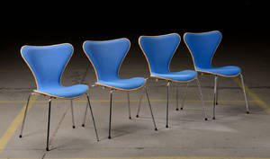 Arne Jacobsen. Fire syverstole, model 3107 4