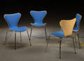Arne Jacobsen. Fire syverstole, model 3107 4 