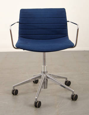 Lievore Altherr Molina för Arper. Skrivbordsstol Catifa 46