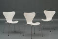 Arne Jacobsen. Tre stole, model 3107 3