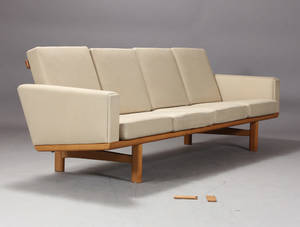 H. J. Wegner. Fire-pers. sofa, massivt egetræ