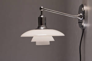 Poul Henningsen. PH 21 væglampe