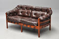 Dansk møbelproducent. 2-pers. sofa