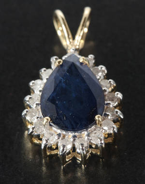 Safir- og diamantvedhæng