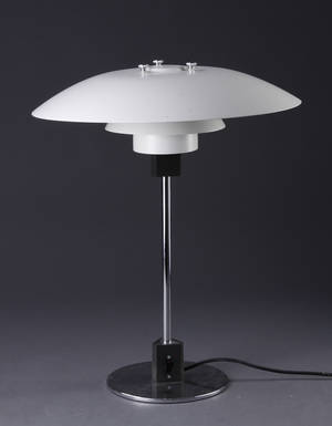 Poul Henningsen. PH 43 bordlampe