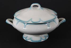 Terrin med lock, Rörstrand, tidigt 1900-tal