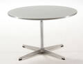 Arne Jacobsen. Sofabord, Ø 75 cm