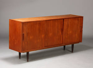 Skænk, teaktræ, dansk møbelproducent