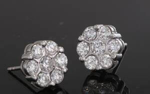 Earrings in 18k with brilliant cut diamonds 1.50ct This lot has been put up for resale under the new lot no. rnrn5358226
