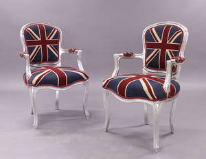 Par armstole, rococo form 2