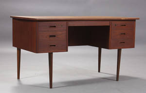 Skrivebord, teaktræ, Dansk møbelproducent