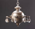 Lysekrone, bruneret metal. Omkr. 1920