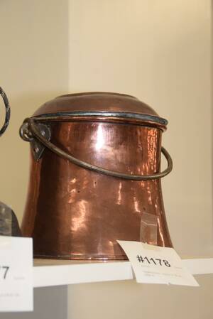 Mjölkhämtare, i koppar H 22 cm