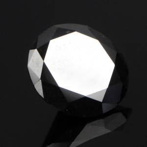 Uindfattet behandlet sort diamant  ca. 6.42 ct.