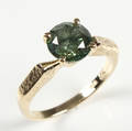 Ring af guld med diamant