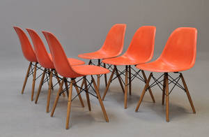 Charles Eames. Sæt på seks skalstole, model DSW - Orange 6 