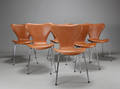Arne Jacobsen. 6 stole model 3107. Cognacfarvet læder. 6