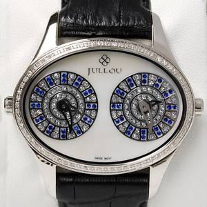 JULLOU. Dansk design. Armbåndsur.