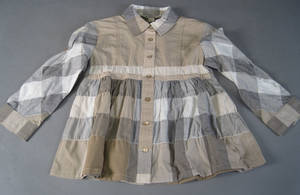 Burberry skjortekjoler i hhv. str. 104 - 110 - 116 - 140 4 