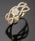 Ring af 14 kt. guld med brillanter, ialt ca.0.14 ct.