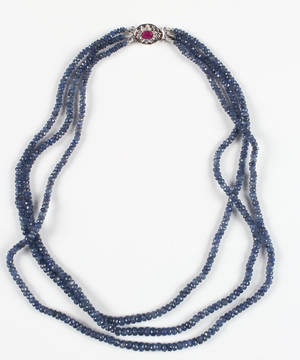 Halskæde med safirer
