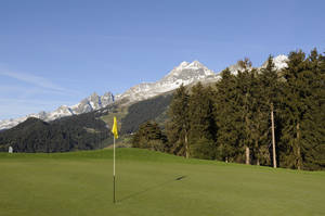 4 Tage Wellness, Golf und Gourmet im LA VAL Bergspa Hotel Brigels  Schweiz  für 2 Personen