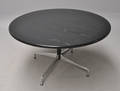 Charles Eames. Segmented table Ø. 130cm. Sort ask