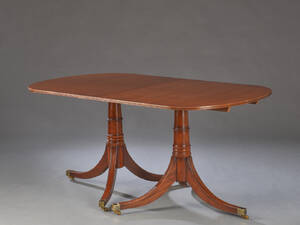 Two-pillar table af mahogni 6 Denne vare er sat til omsalg under nyt varenummer 4800899