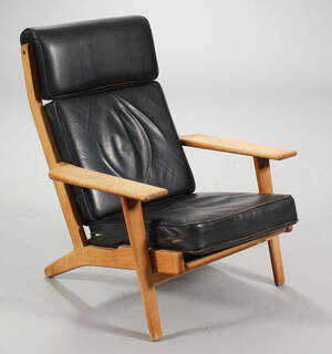 H. J. Wegner. Lænestol, model GE-290A