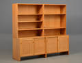 Hans J. Wegner. Reolsystem, egetræ 4