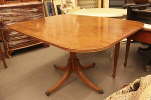 Matsalsbord, England