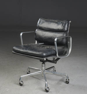 Charles Eames. Soft Pad kontorstol model EA 217. 