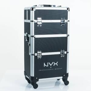 VÄSKA PÅ HJUL NYX Make-up, flertalet fack