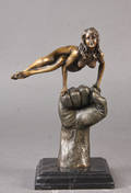Erotisk bronzefigur