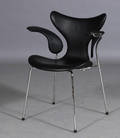 Arne Jacobsen. MågenLiljen. Armstol, brun label