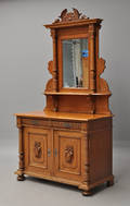 Buffet i egetræ, ca. 1900